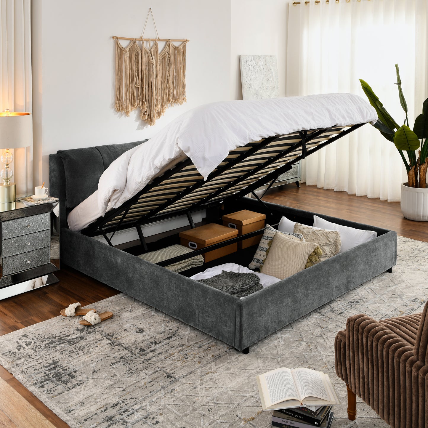 Melysen King Size Storage Upholstered Hydraulic Platform Bed with Integrated Headboard, Chenille Fabric